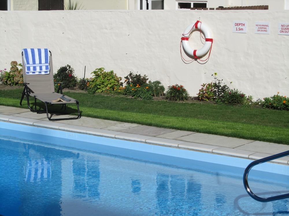 Ommaroo Hotel Saint Helier Jersey Dış mekan fotoğraf